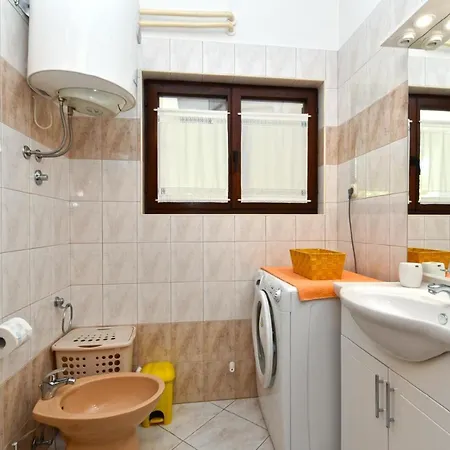 Fuer 3 Personen Ca 40 Qm In Pula, Istrien Istrische Riviera * Pula